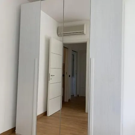 Apartment Spettacolare Vista Mare Marinagri Luxury Sea View *